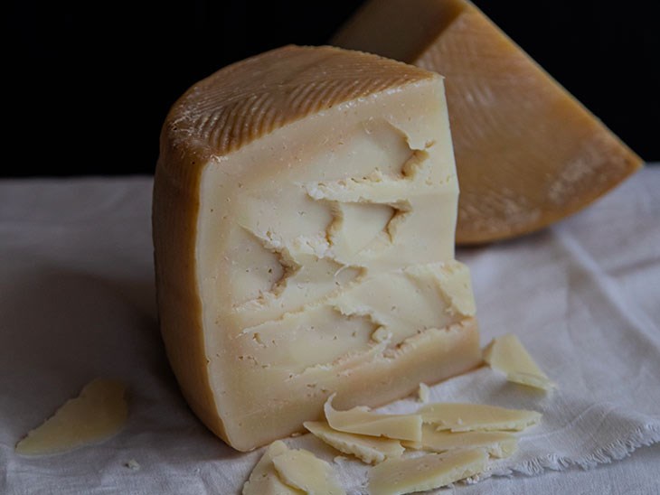 Käse-aus-Büffelmilch | Granbù - Rohmilch